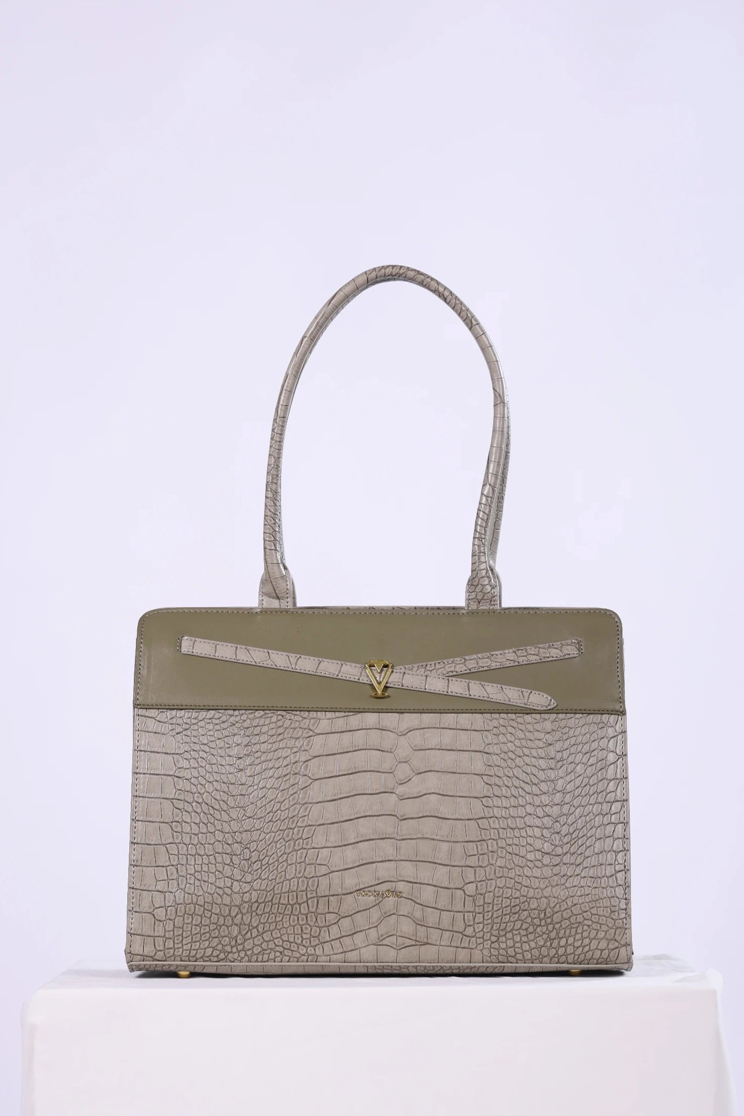 BOARDROOM ELEGANCE - Green Tote