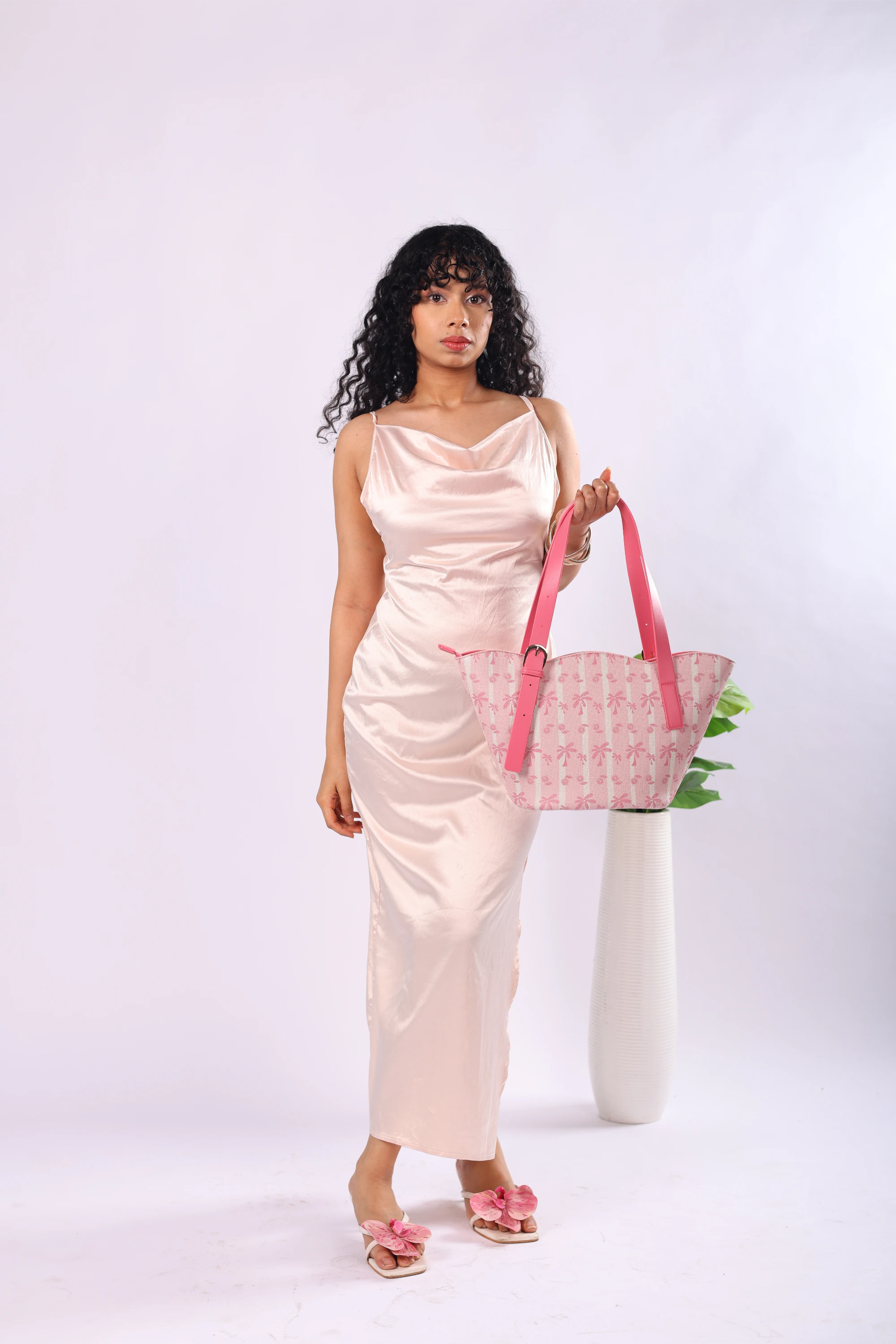 TROPICAL BLUSH - Light Pink Satchel