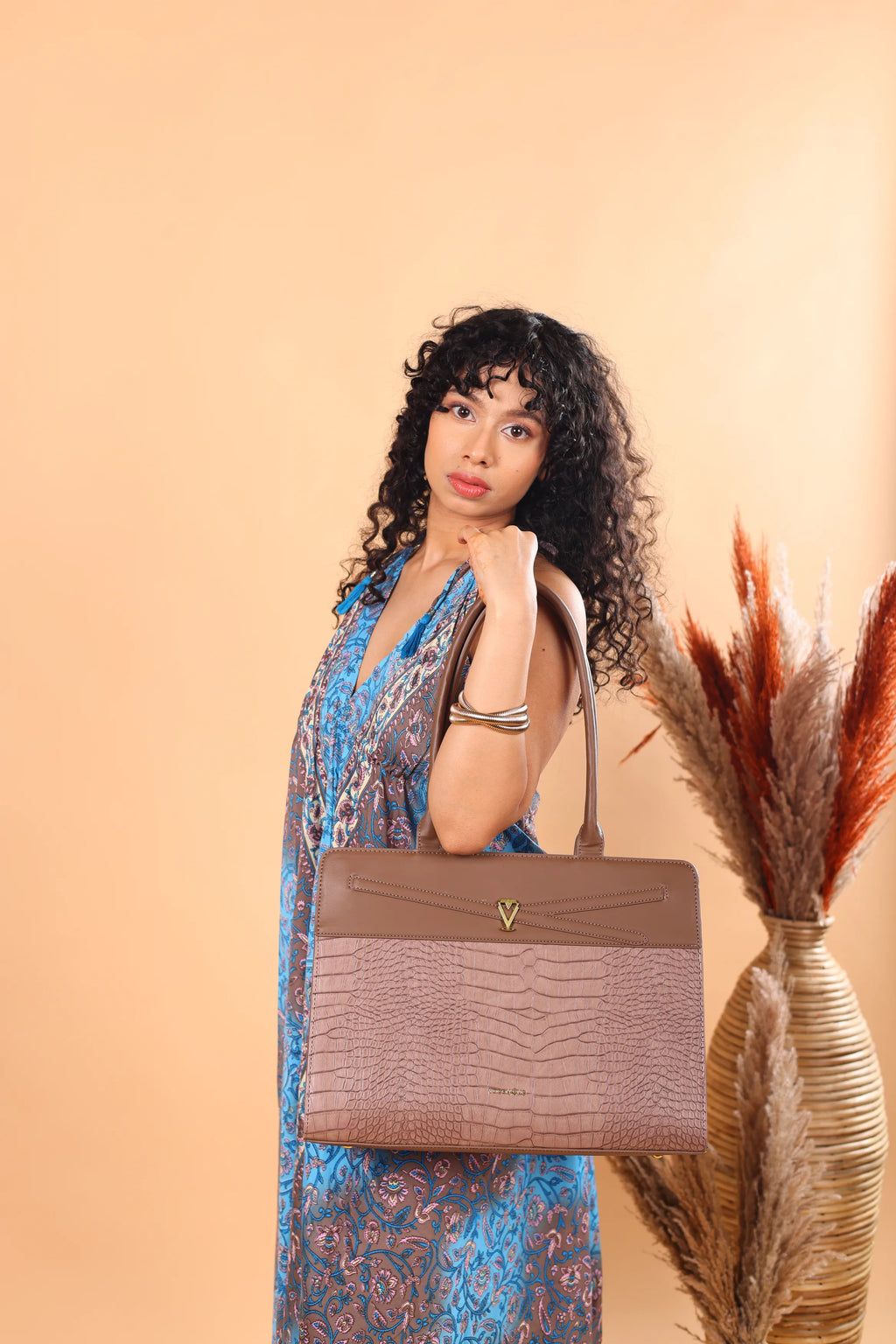 EXECUTIVE CHIC - Brown Croco Tote